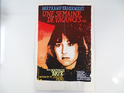 Lot 200 - UNE SEMAINE DE VACANCES (1980) - some tape to...