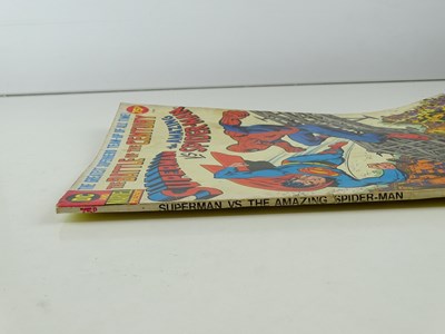 Lot 390 - SUPERMAN vs AMAZING SPIDER-MAN #1 - (1976 -...