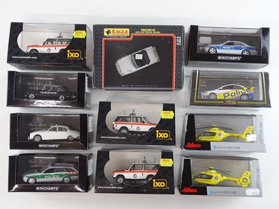 Lot 113 - A group of 1:43 scale diecast cars and...
