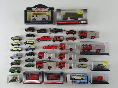 Lot 117 - A mixed group of boxed and unboxed diecast...