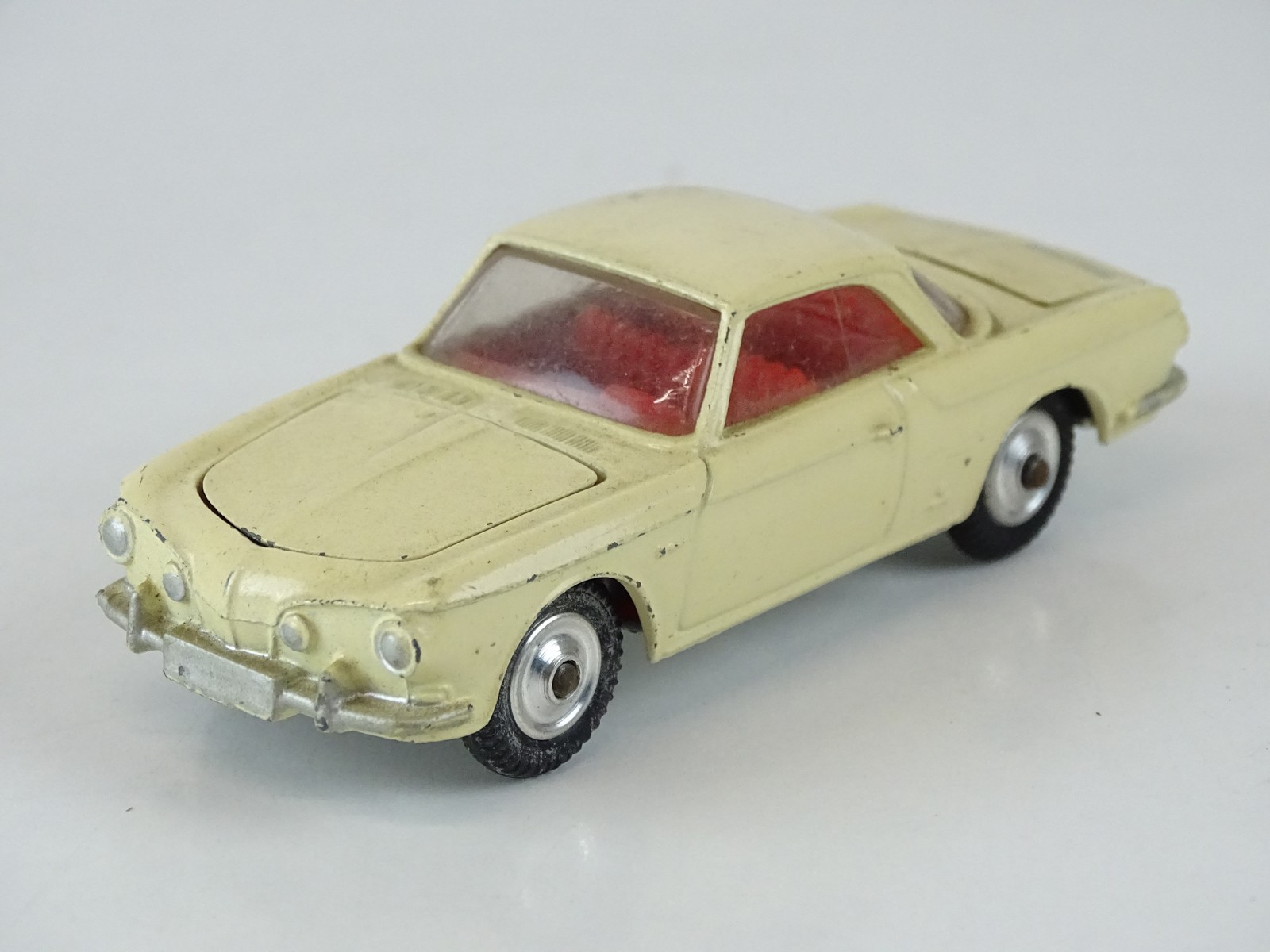 1960s Corgi Toys Volkswagen 1500 Karmann Ghia #239 Rare Beige - Near MINT -  collectors item