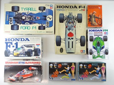 Lot 190 - A group of unbuilt 1:12/20/24 scale...