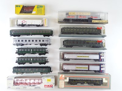 Lot 230 - A group of HO Gauge European outline coaches...