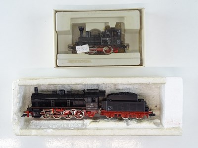 Lot 234 - A pair of FLEISCHMANN HO Gauge German outline...