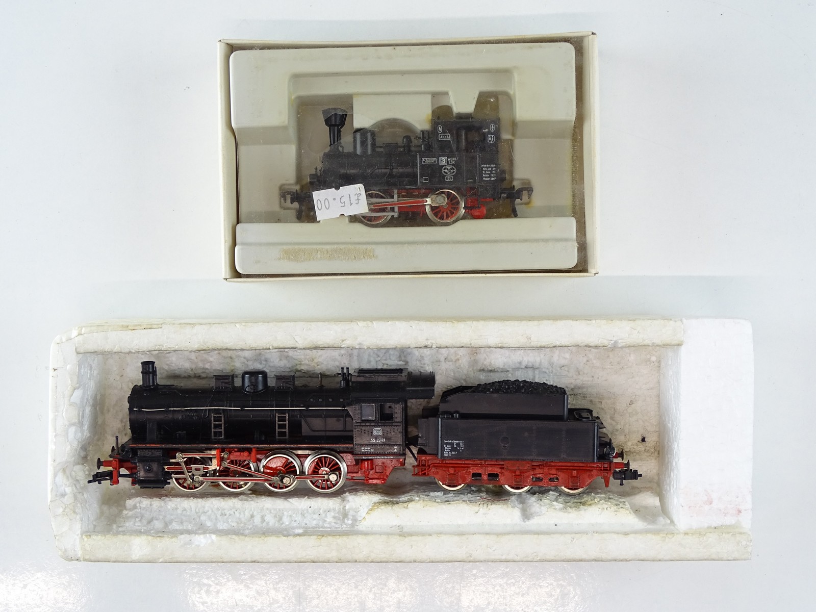 Lot 234 - A pair of FLEISCHMANN HO Gauge German