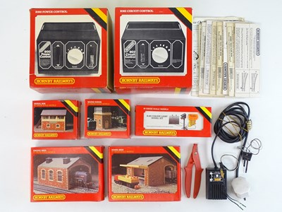 Lot 245 - A very large quantity (4 crates) of OO Gauge...