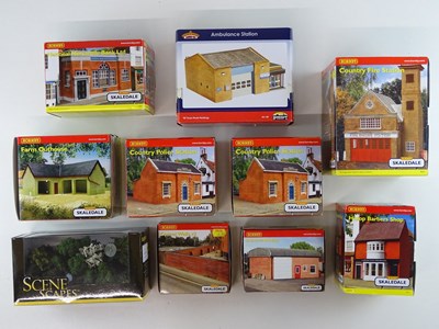 Lot 255 - A group of OO Gauge resin buildings by HORNBY...