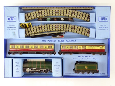 Lot 303 - A HORNBY DUBLO EDP11 OO Gauge 3-rail "Silver...