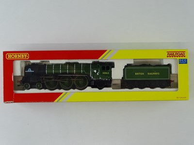 Lot 305 - A HORNBY OO Gauge R3060 class A1 steam...