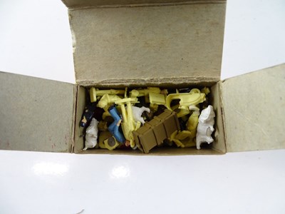 Lot 313 - A large group of OO Gauge track and...