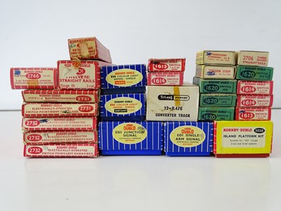 Lot 313 - A large group of OO Gauge track and...