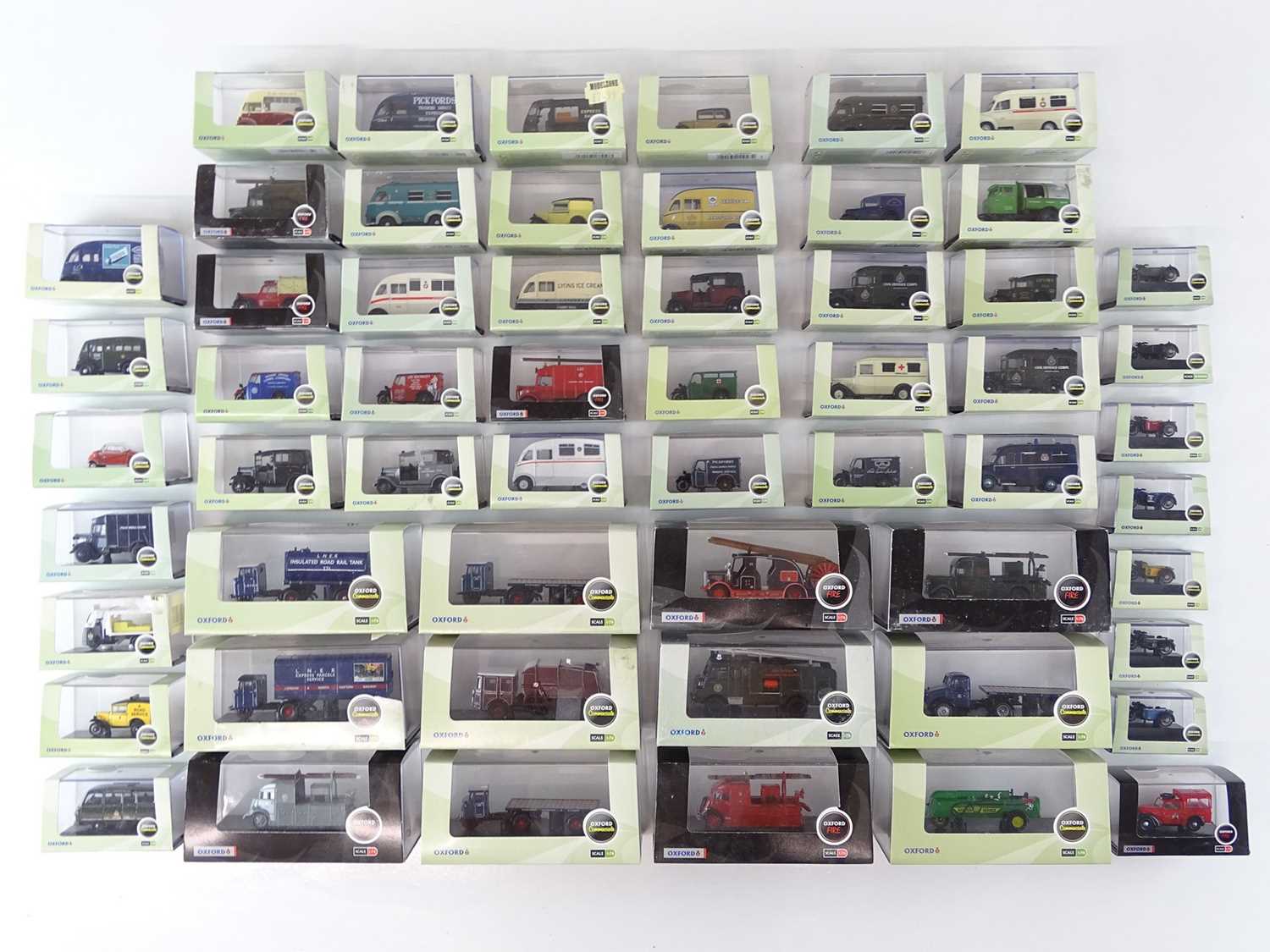 Lot 329 - A quantity of 1:76 Scale OXFORD DIECAST...