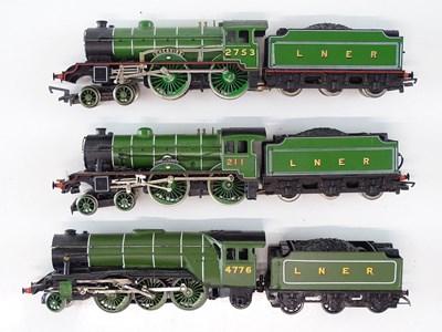 Lot 348 - A group of unboxed OO Gauge LNER steam...