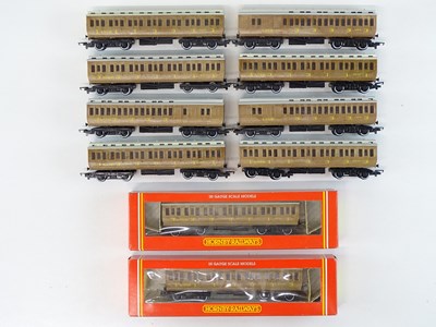 Lot 367 - A group of HORNBY OO Gauge LNER teak...