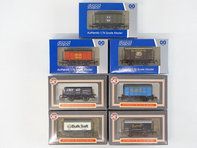 Lot 394 - A collection of OO Gauge limited edition WRENN...