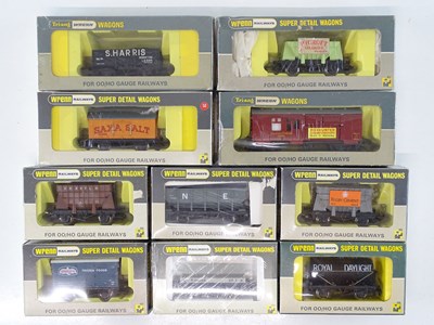 Lot 442 - A mixed group of WRENN OO gauge wagons - VG in...