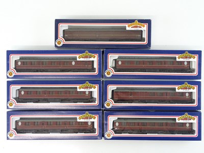 Lot 447 - A group of BACHMANN OO Gauge Thompson...