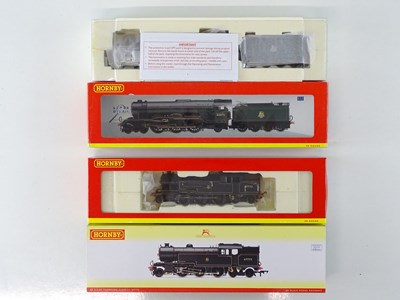 Lot 476 - A pair of HORNBY OO Gauge Eastern Region steam...