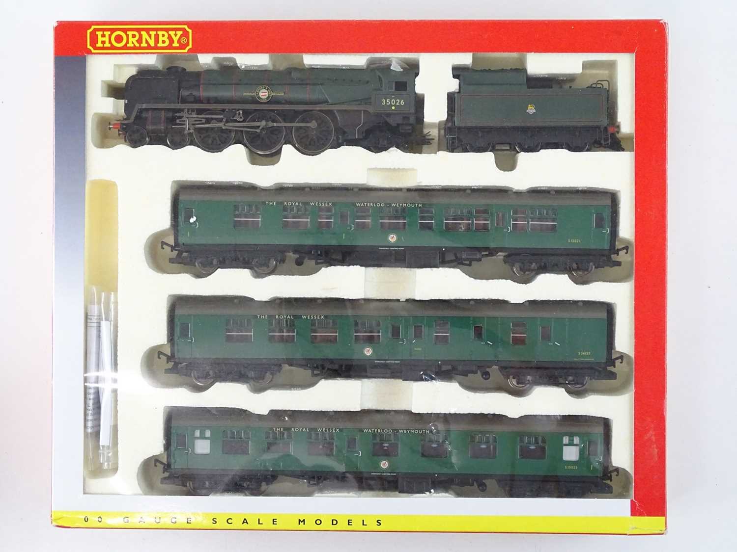 Lot 514 - A HORNBY OO Gauge R2559M 