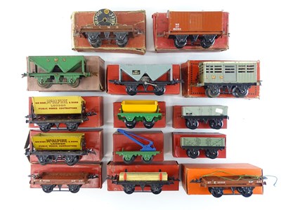 Lot 592 - A mixed group of HORNBY O Gauge wagons from...