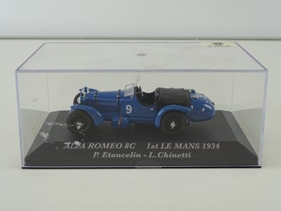 Lot 89 - A large quantity of 1:43 scale Alfa Romeos -...