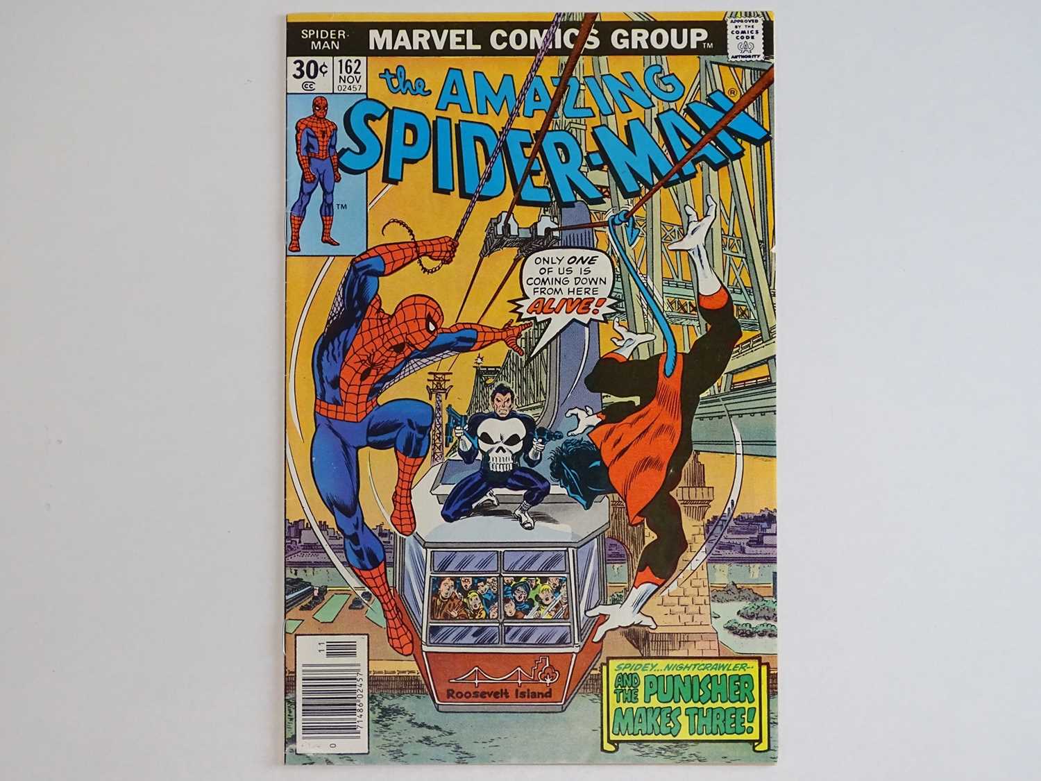 Lot 167 - AMAZING SPIDER-MAN #162 - (1976 - MARVEL) -...