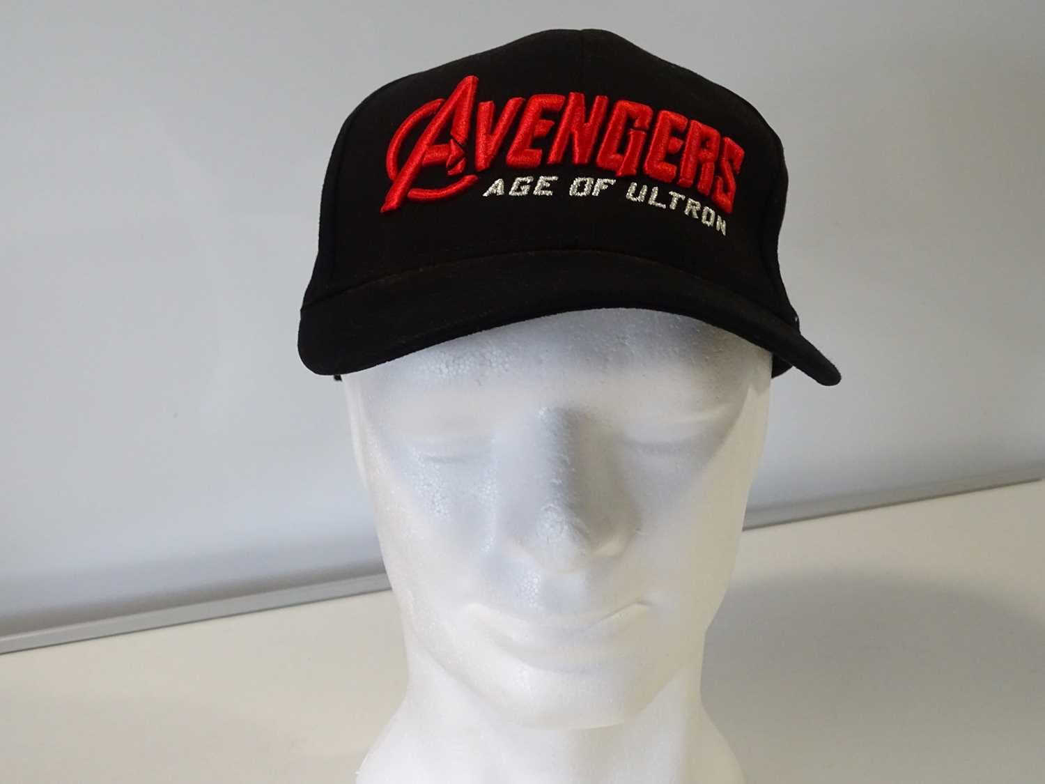 Lot 213 - MARVEL: AVENGERS AGE OF ULTRON: Film /...