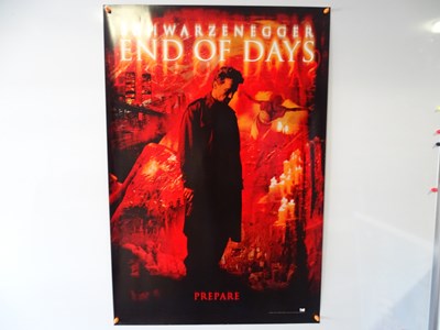 Lot 124 - END OF DAYS (1999) - A group of five film...