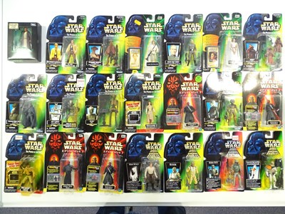 Lot 519 - STAR WARS - A large group of Star Wars action...