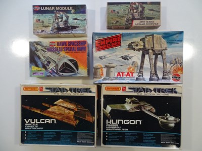 Lot 410 - AIRFIX KITS - a group of Airfix kits to...