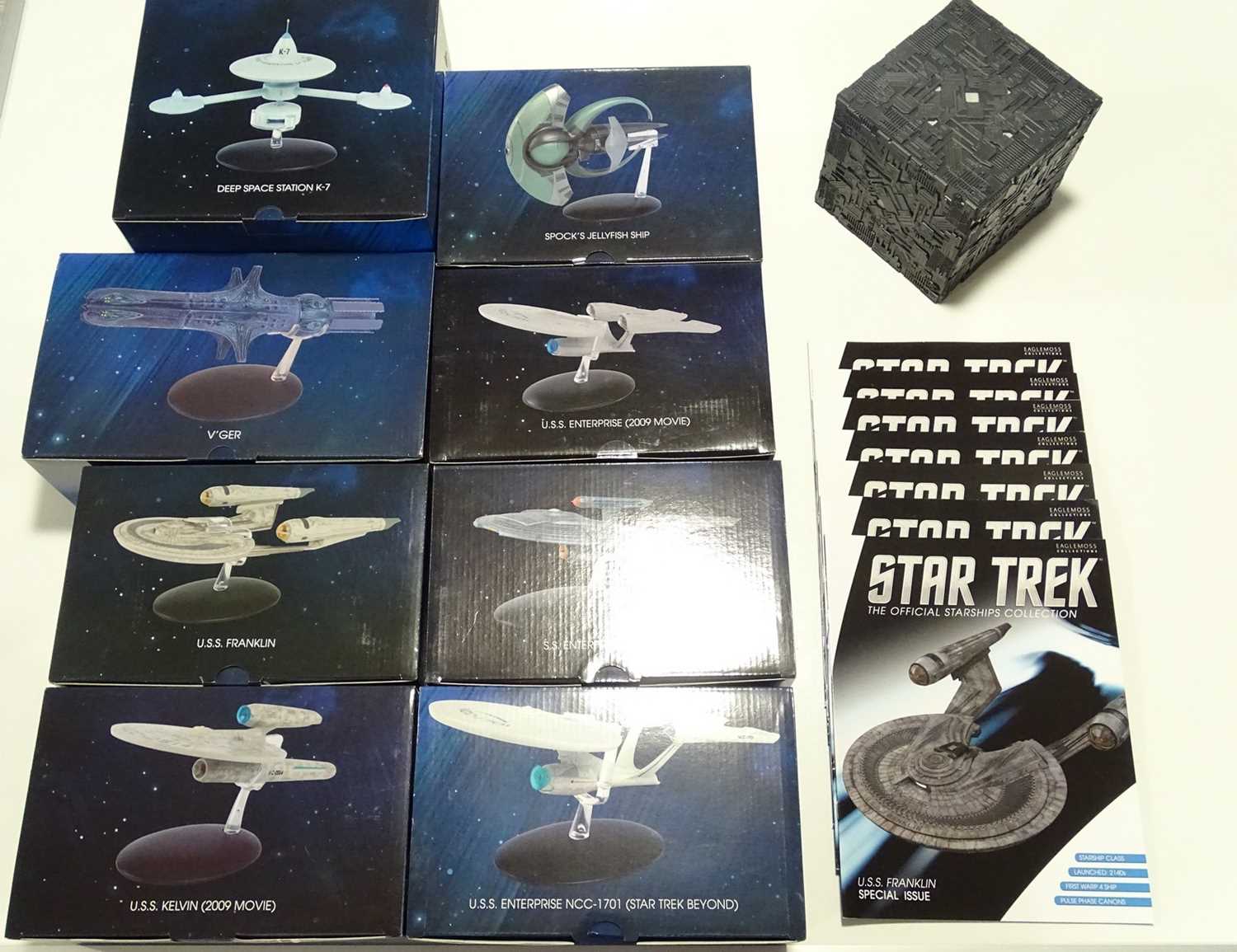 Lot 448 - A collection of EAGLE MOSS STAR TREK Starships...