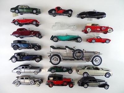 Lot 112 - A group of large scale unboxed diecast cars...