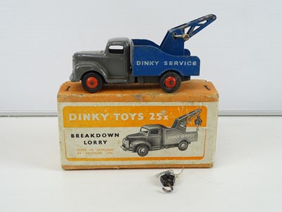 Lot 165 - A group of DINKY Breakdown lorries comprising...