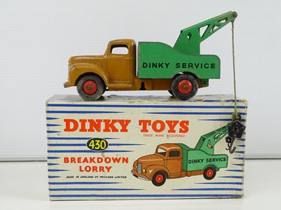 Lot 165 - A group of DINKY Breakdown lorries comprising...