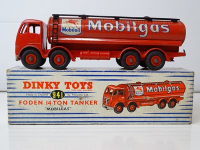 Lot 194 - A DINKY 941 Foden 14-ton tanker "Mobilgas",...