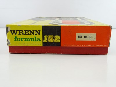 Lot 226 - A WRENN Formula 152 set 3 slot racing set-...