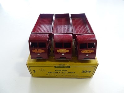 Lot 25 - A DINKY 30W Electric Articulated Lorry trade...