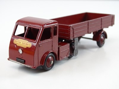 Lot 25 - A DINKY 30W Electric Articulated Lorry trade...