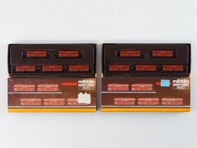 Lot 265 - A pair of MARKLIN Z gauge wagon packs...