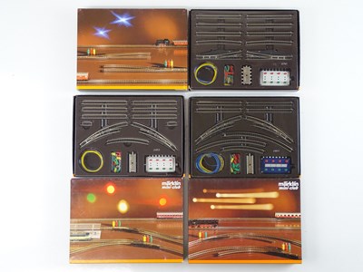 Lot 279 - A group of MARKLIN Z gauge track extension...