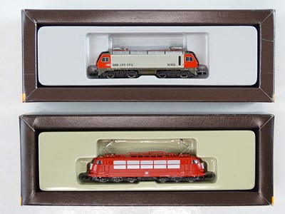 Lot 291 - A pair of MARKLIN Z gauge Swiss and German...