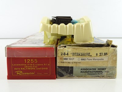 Lot 302 - A group of RIVAROSSI HO gauge American Outline...