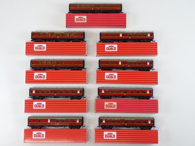 Lot 315 - A group of HORNBY DUBLO OO gauge Super Detail...