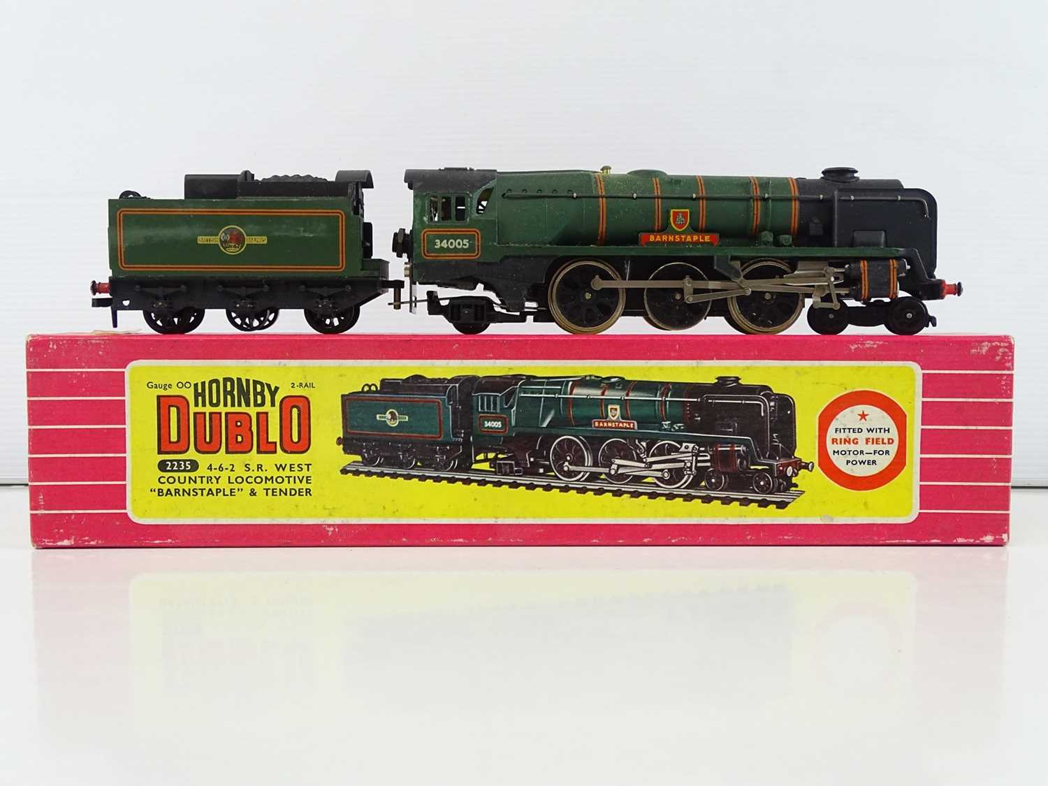 Lot 331 - A HORNBY DUBLO 2235 OO gauge West Country...