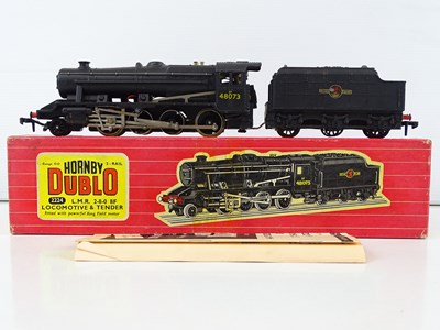 Lot 337 - A HORNBY DUBLO 2224 OO gauge class 8F steam...