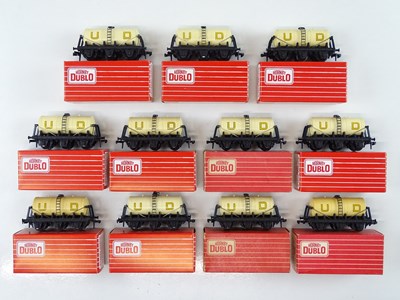 Lot 343 - A group of HORNBY DUBLO OO gauge United...