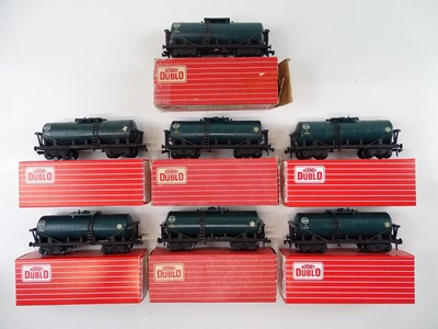 Lot 351 - A group of HORNBY DUBLO OO gauge Caustic...