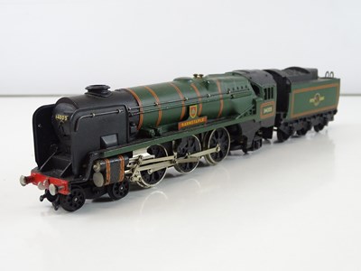 Lot 378 - A HORNBY DUBLO 2235 OO gauge West Country...