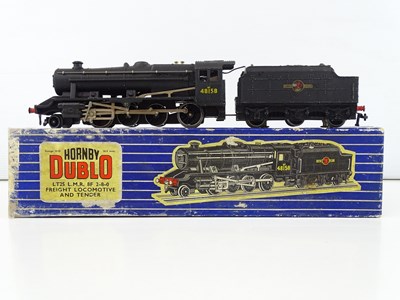 Lot 390 - A HORNBY DUBLO LT25 OO gauge 3-rail class 8F...