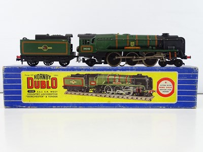 Lot 398 - A HORNBY DUBLO 3235 OO gauge 3-rail West...